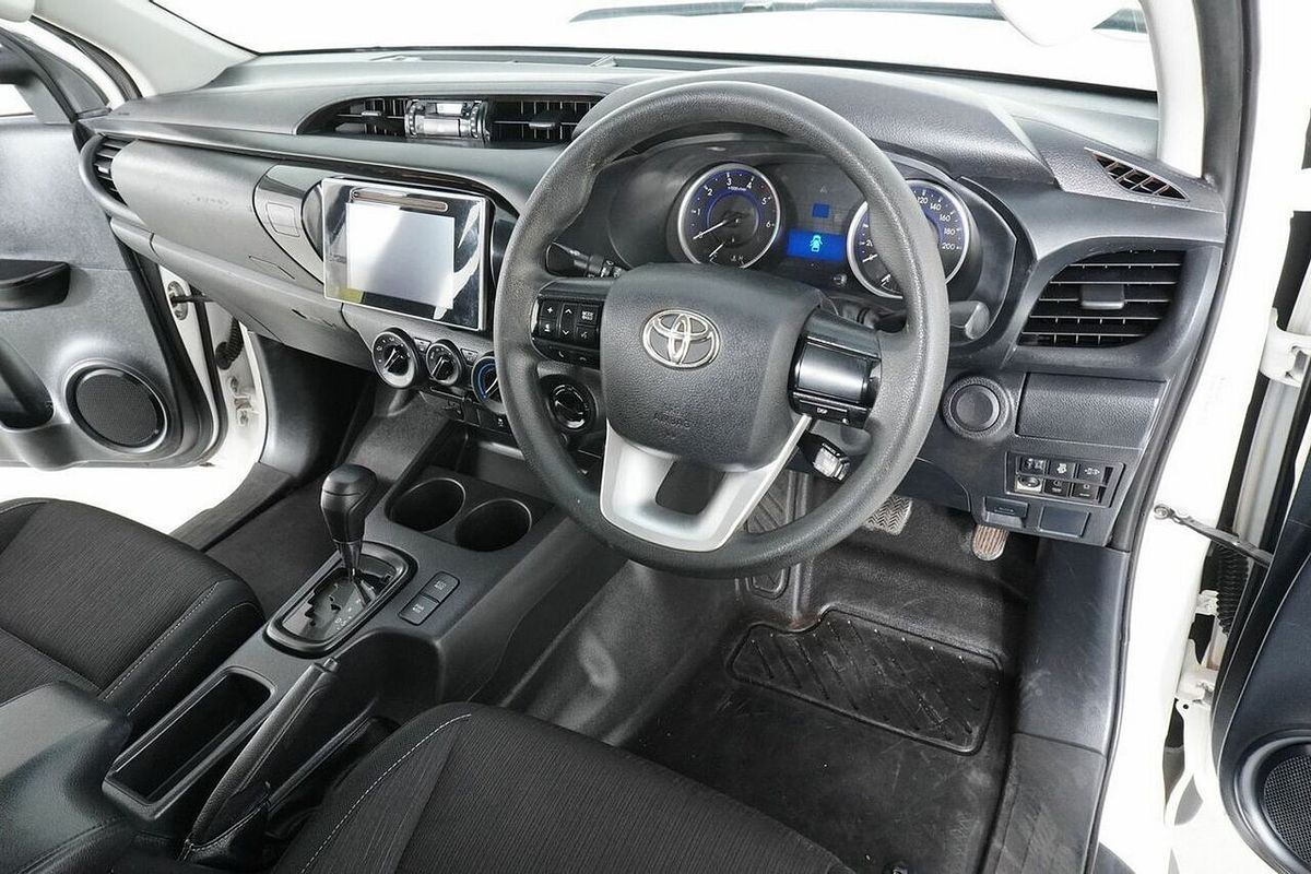 2018 Toyota Hilux SR (4x4) GUN126R MY19 4X4