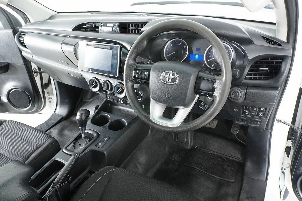 2019 Toyota Hilux SR (4x4) GUN126R MY19 4X4
