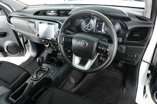 2021 Toyota Hilux SR (4x4) GUN126R Facelift 4X4