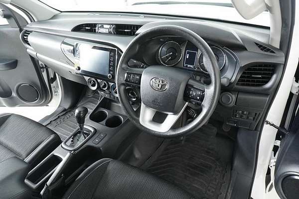 2023 Toyota Hilux SR (4x4) GUN126R 4X4