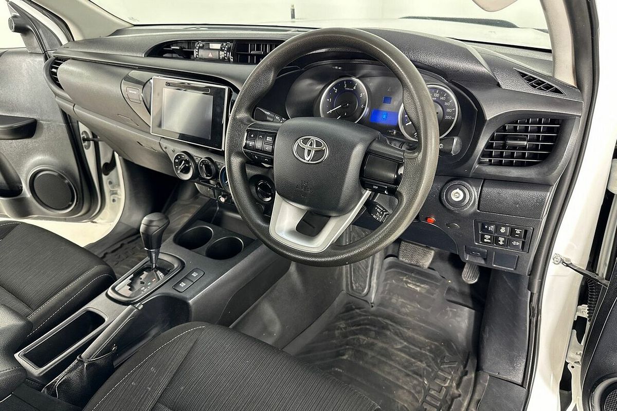 2019 Toyota Hilux SR (4x4) GUN126R MY19 4X4