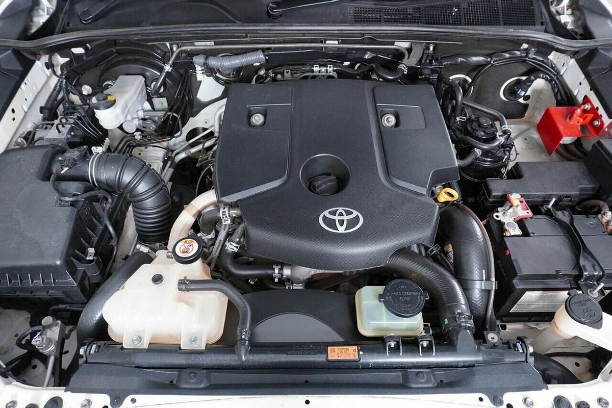 2020 Toyota Hilux SR (4x4) GUN126R Facelift 4X4