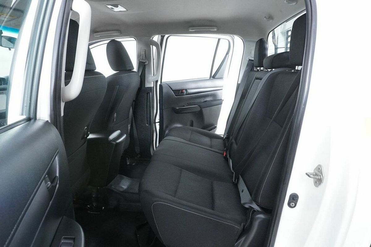 2019 Toyota Hilux SR (4x4) GUN126R MY19 4X4