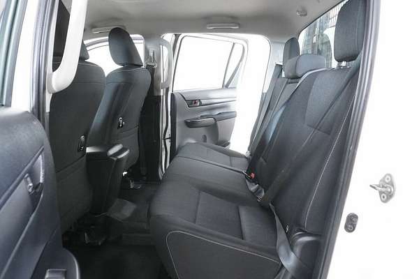 2021 Toyota Hilux SR (4x4) GUN126R Facelift 4X4