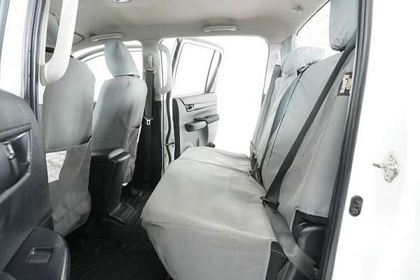 2021 Toyota Hilux SR (4x4) GUN126R Facelift 4X4