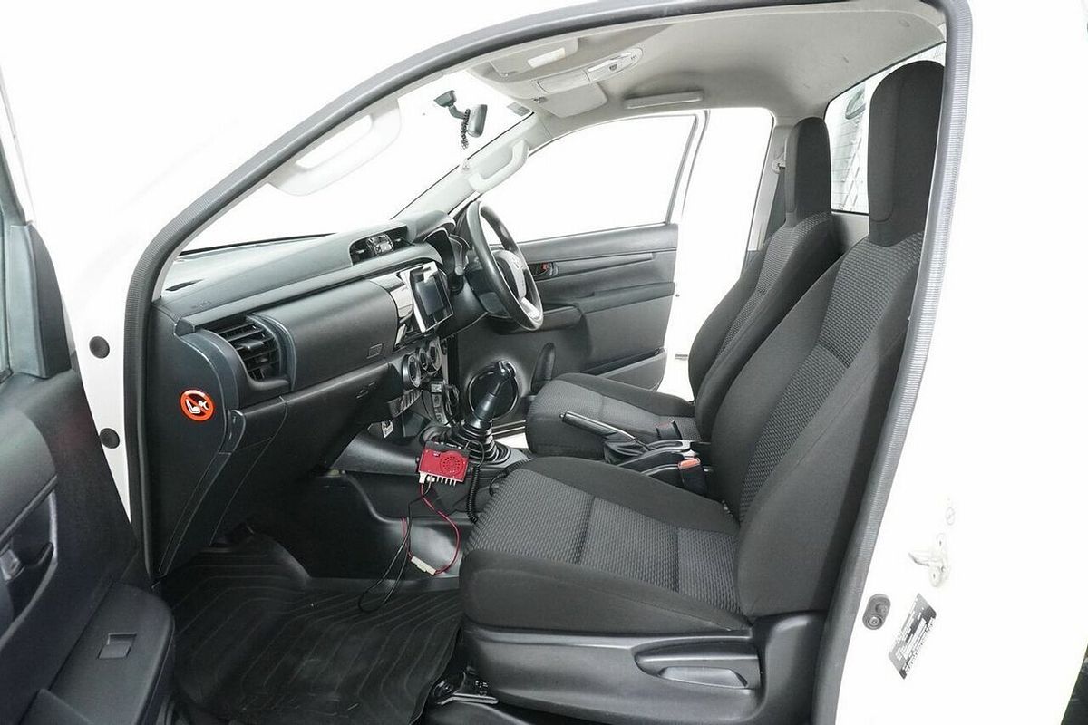 2017 Toyota Hilux Workmate GUN122R Rear Wheel Drive