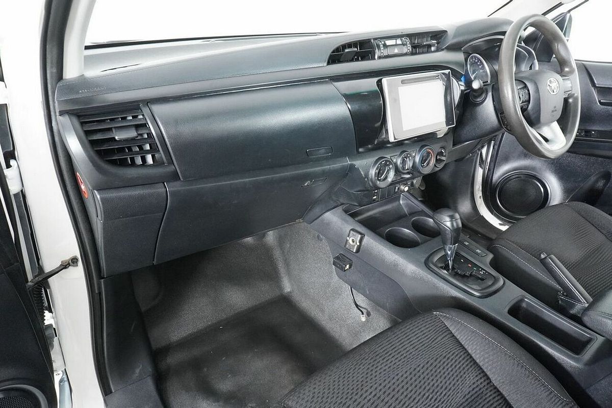 2019 Toyota Hilux SR (4x4) GUN126R MY19 4X4