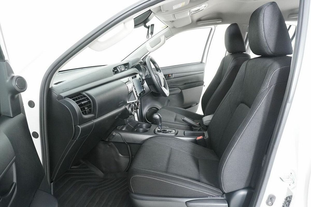 2023 Toyota Hilux SR (4x4) GUN126R 4X4