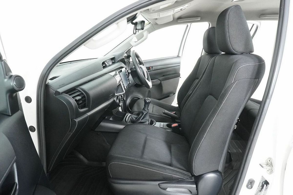 2020 Toyota Hilux SR Hi-Rider GUN136R Facelift Rear Wheel Drive