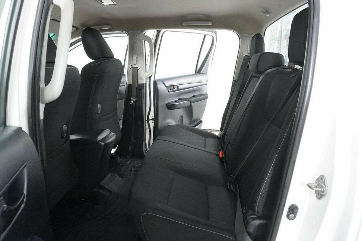 2020 Toyota Hilux SR (4x4) GUN126R MY19 Upgrade 4X4