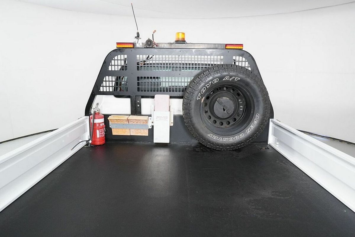 2021 Toyota Hilux SR (4x4) GUN126R Facelift 4X4