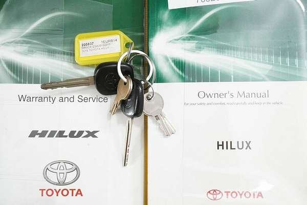 2015 Toyota Hilux Workmate TGN16R MY14 Rear Wheel Drive