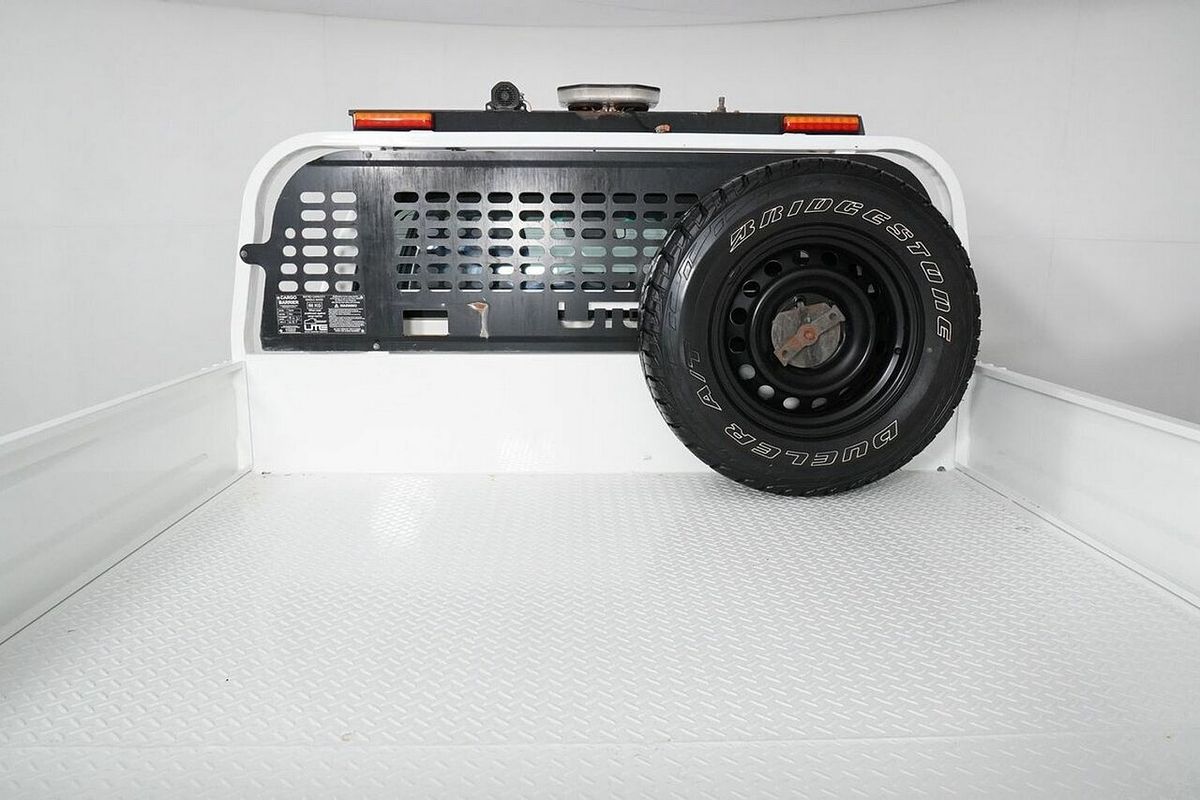 2020 Toyota Hilux SR (4x4) GUN126R Facelift 4X4