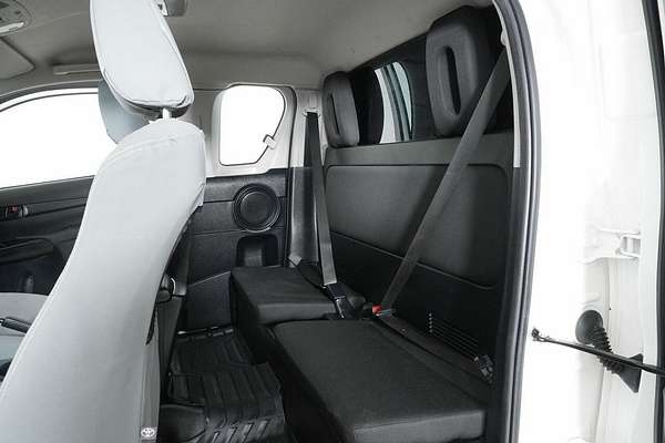 2021 Toyota Hilux SR (4x4) GUN126R Facelift 4X4