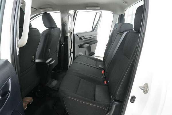 2018 Toyota Hilux SR (4x4) GUN126R MY19 4X4