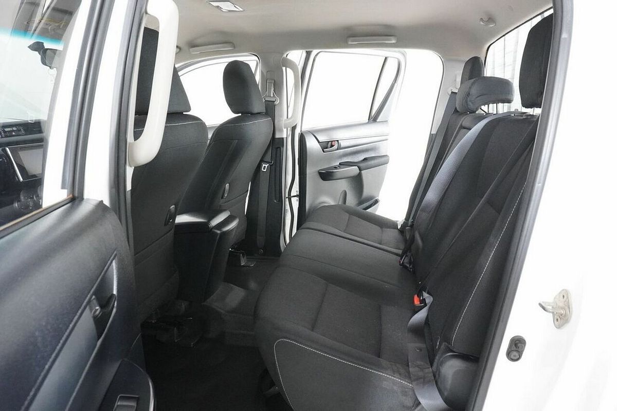 2018 Toyota Hilux SR (4x4) GUN126R MY19 4X4
