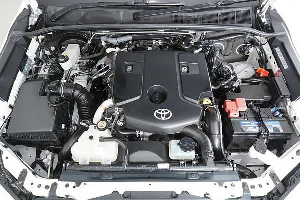 2018 Toyota Hilux SR (4x4) GUN126R MY19 4X4