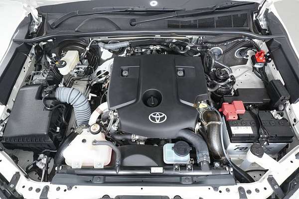 2024 Toyota Hilux SR (4x4) GUN126R 4X4