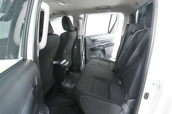 2023 Toyota Hilux SR (4x4) GUN126R 4X4