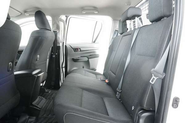 2023 Toyota Hilux SR (4x4) Steel Wheels GUN126R 4X4