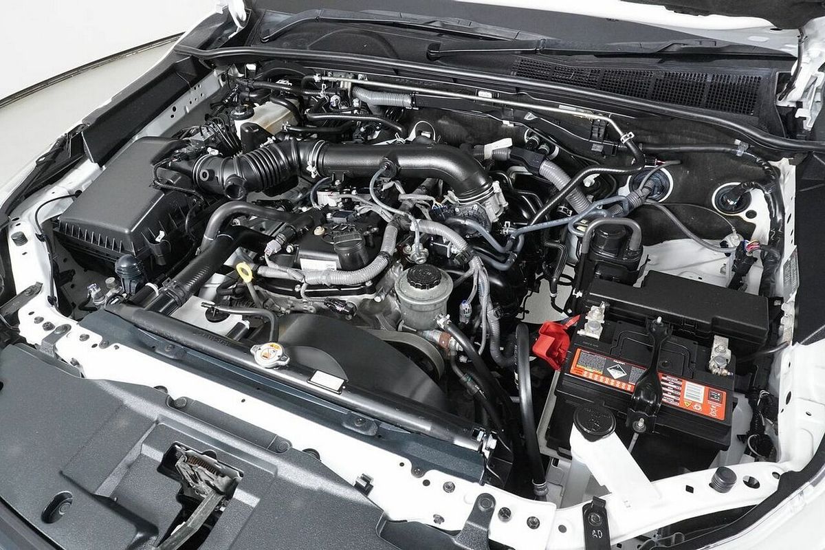 2017 Toyota Hilux Workmate TGN121R Rear Wheel Drive