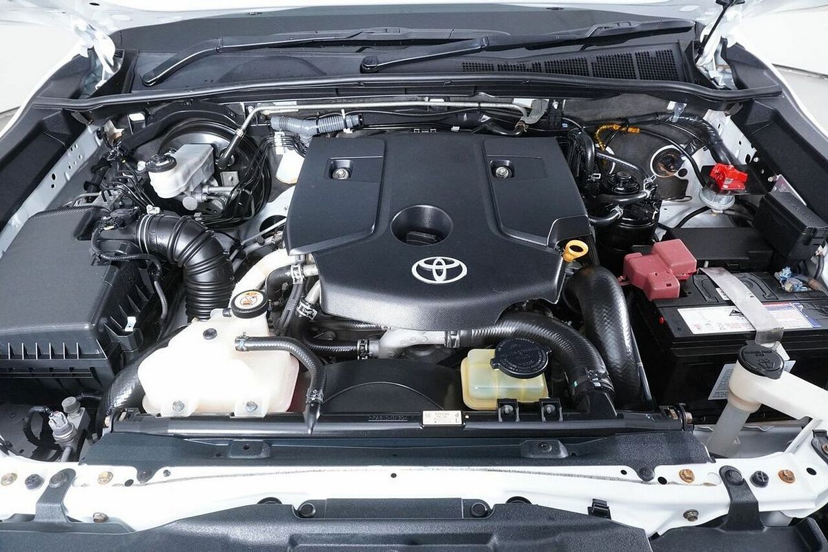 2019 Toyota Hilux SR (4x4) GUN126R MY19 4X4
