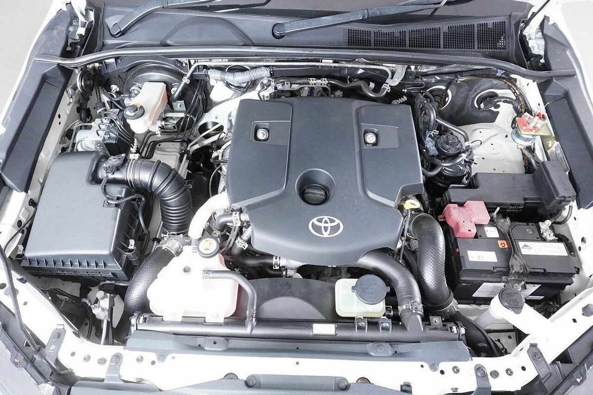 2020 Toyota Hilux SR (4x4) GUN126R Facelift 4X4