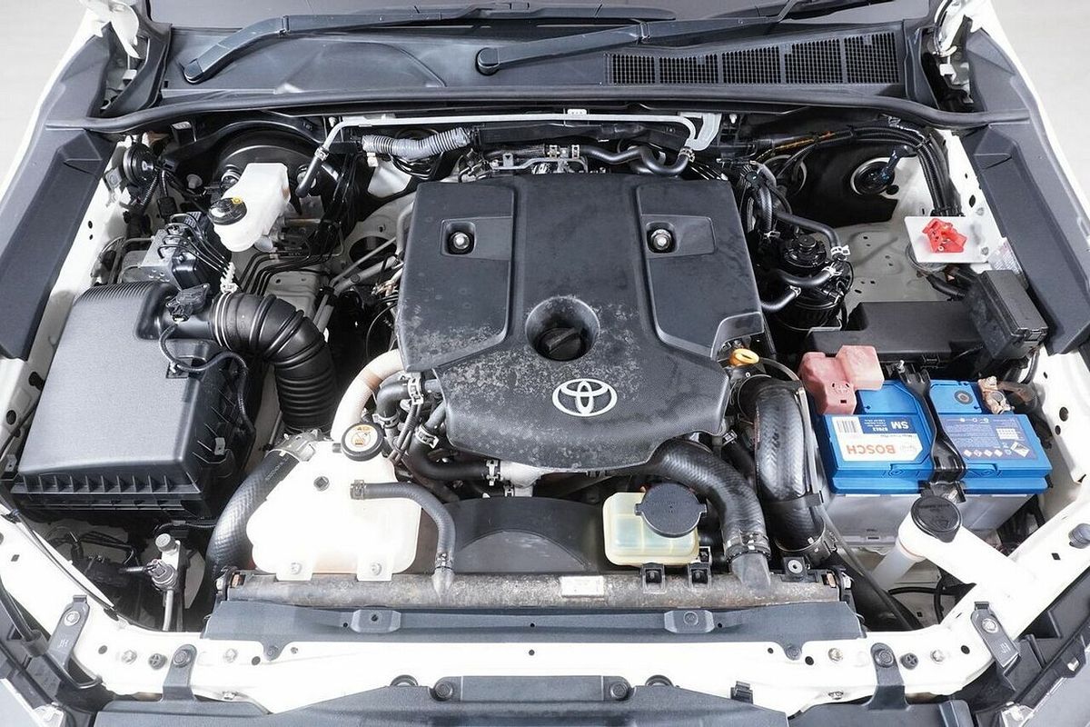 2021 Toyota Hilux SR (4x4) GUN126R Facelift 4X4