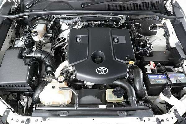 2021 Toyota Hilux SR (4x4) GUN126R Facelift 4X4