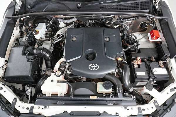 2021 Toyota Hilux SR (4x4) GUN126R Facelift 4X4