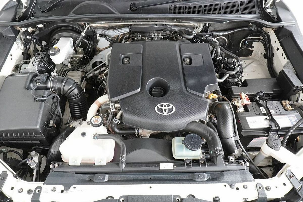 2021 Toyota Hilux SR (4x4) GUN126R 4X4