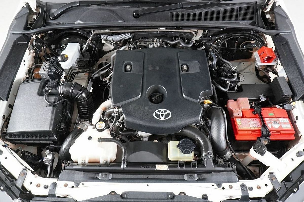2021 Toyota Hilux SR (4x4) GUN126R Facelift 4X4