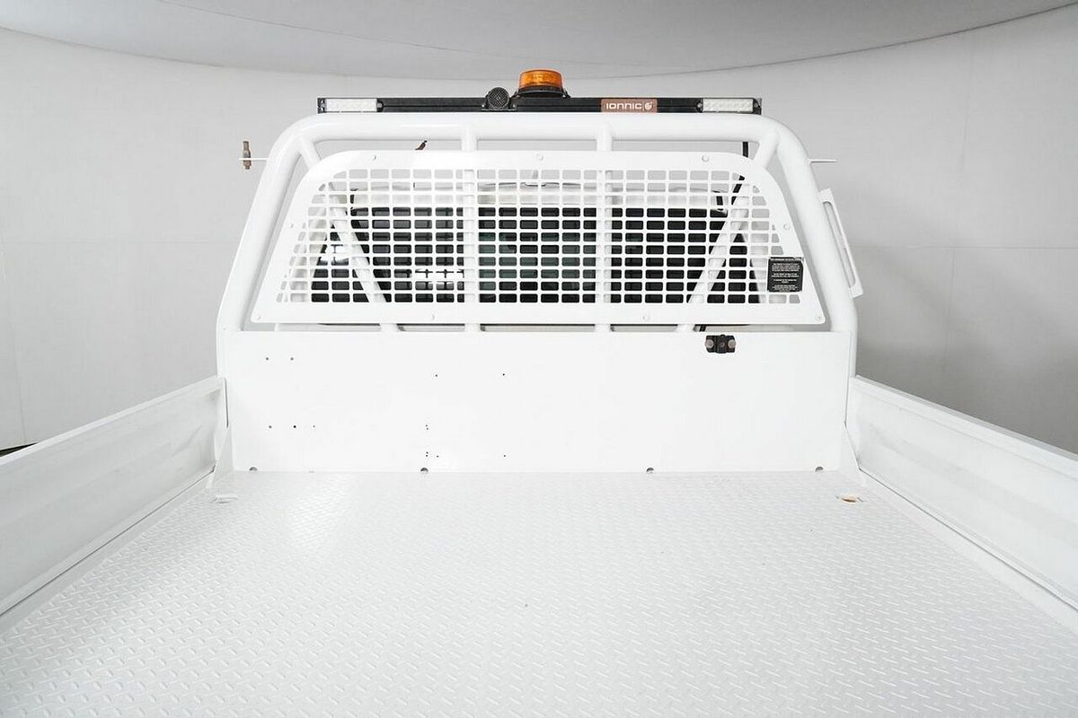 2021 Toyota Hilux SR5 (4x4) GUN126R Facelift 4X4