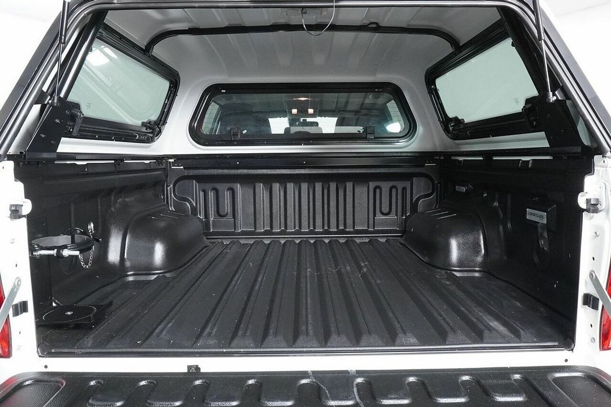 2021 Toyota Hilux SR (4x4) GUN126R Facelift 4X4