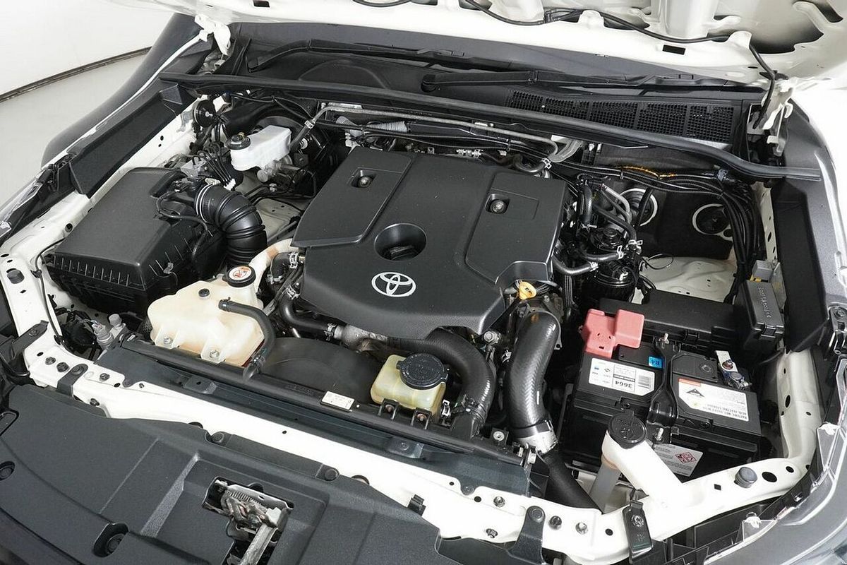 2021 Toyota Hilux SR (4x4) GUN126R Facelift 4X4