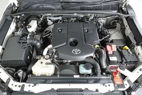 2022 Toyota Hilux SR (4x4) GUN126R 4X4