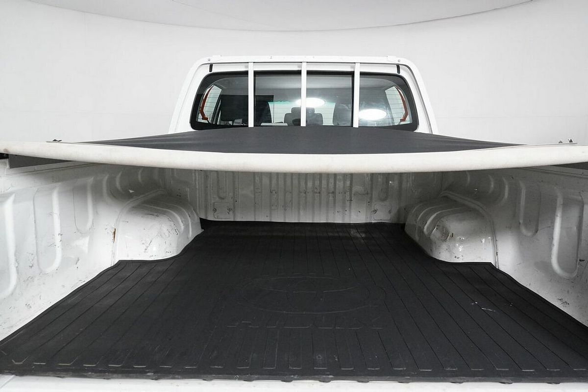 2016 Toyota Hilux SR (4x4) GUN126R 4X4