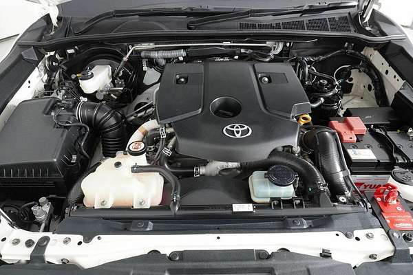 2022 Toyota Hilux SR (4x4) GUN126R 4X4