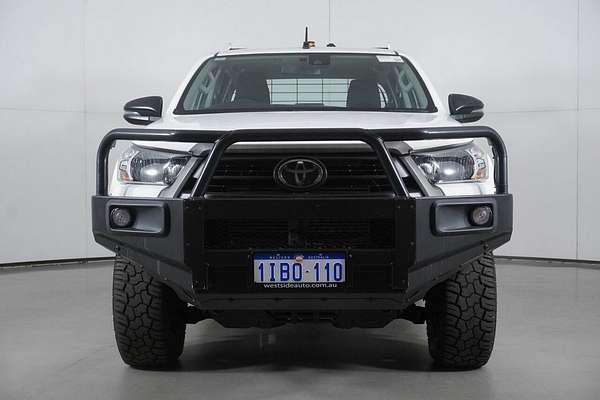 2020 Toyota Hilux SR (4x4) GUN126R Facelift 4X4