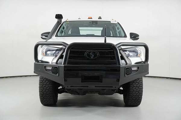 2021 Toyota Hilux SR (4x4) GUN126R Facelift 4X4