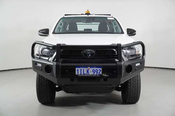 2021 Toyota Hilux SR (4x4) GUN126R 4X4
