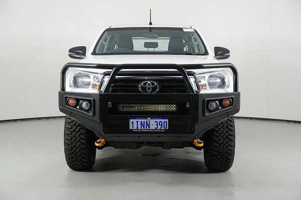 2019 Toyota Hilux SR (4x4) GUN126R MY19 4X4