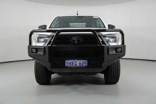 2021 Toyota Hilux SR (4x4) GUN126R Facelift 4X4