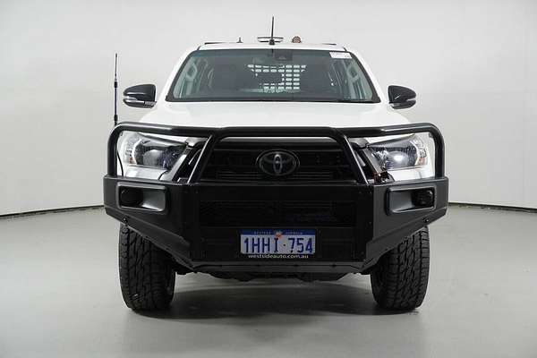 2020 Toyota Hilux SR (4x4) GUN126R Facelift 4X4