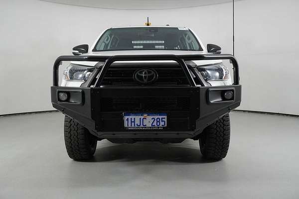 2020 Toyota Hilux SR (4x4) GUN126R Facelift 4X4