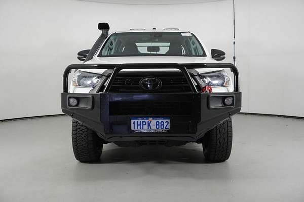 2022 Toyota Hilux SR (4x4) GUN126R 4X4