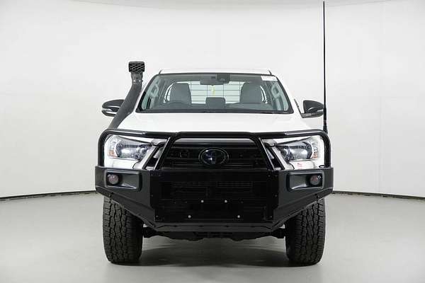 2021 Toyota Hilux SR (4x4) GUN126R Facelift 4X4