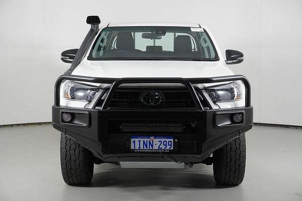 2022 Toyota Hilux SR (4x4) GUN126R 4X4