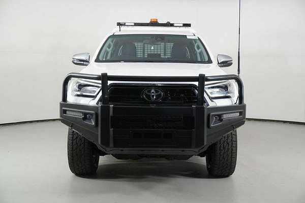 2021 Toyota Hilux SR5 (4x4) GUN126R Facelift 4X4