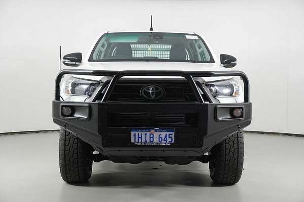 2021 Toyota Hilux SR (4x4) GUN126R Facelift 4X4